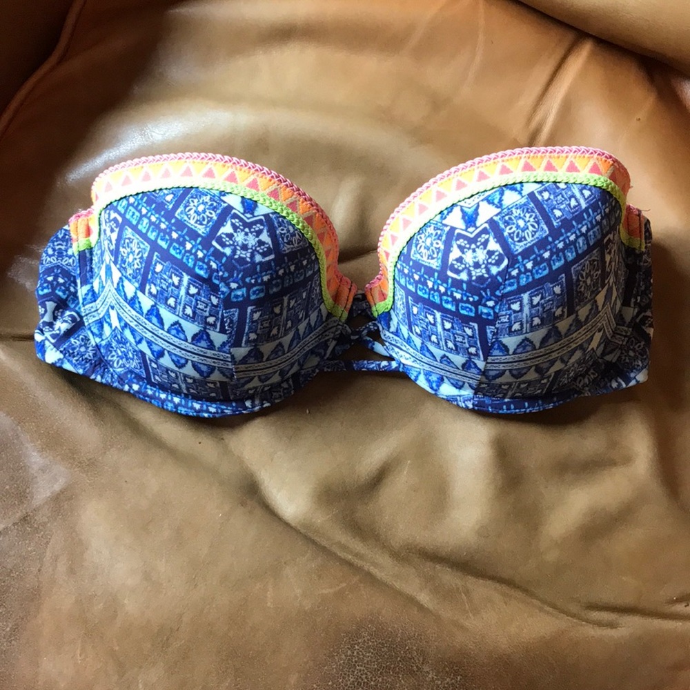 Victoria’s Secret Bikini Top